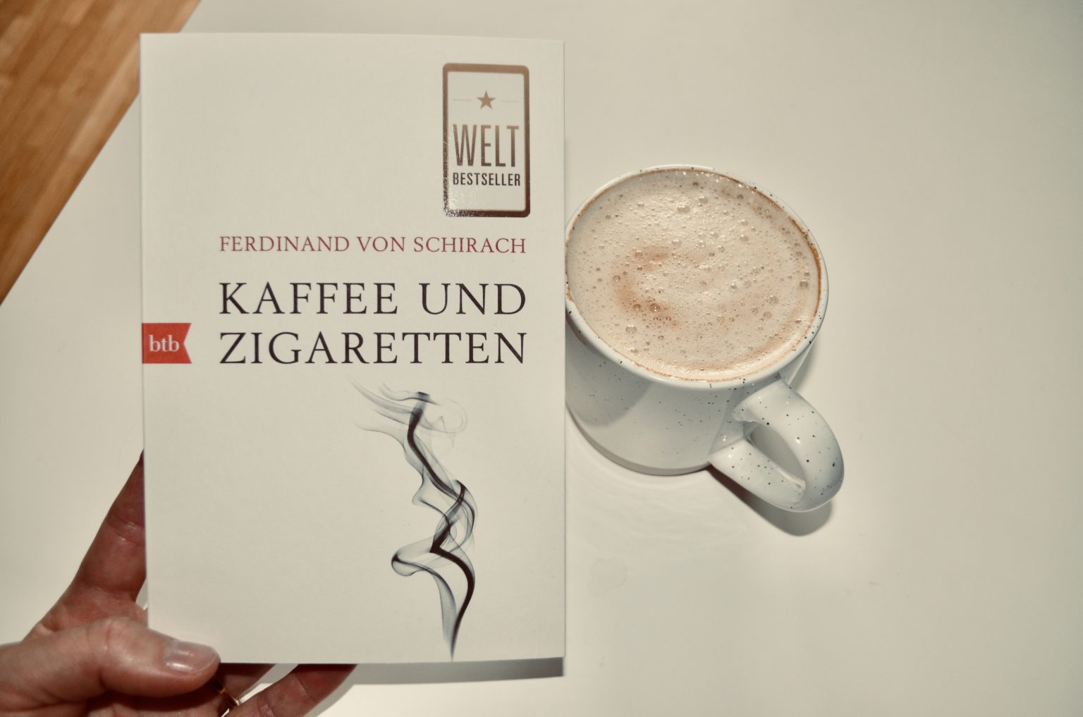 Ferdinand von Schirach Kaffee und Zigaretten Buchgezwitscher